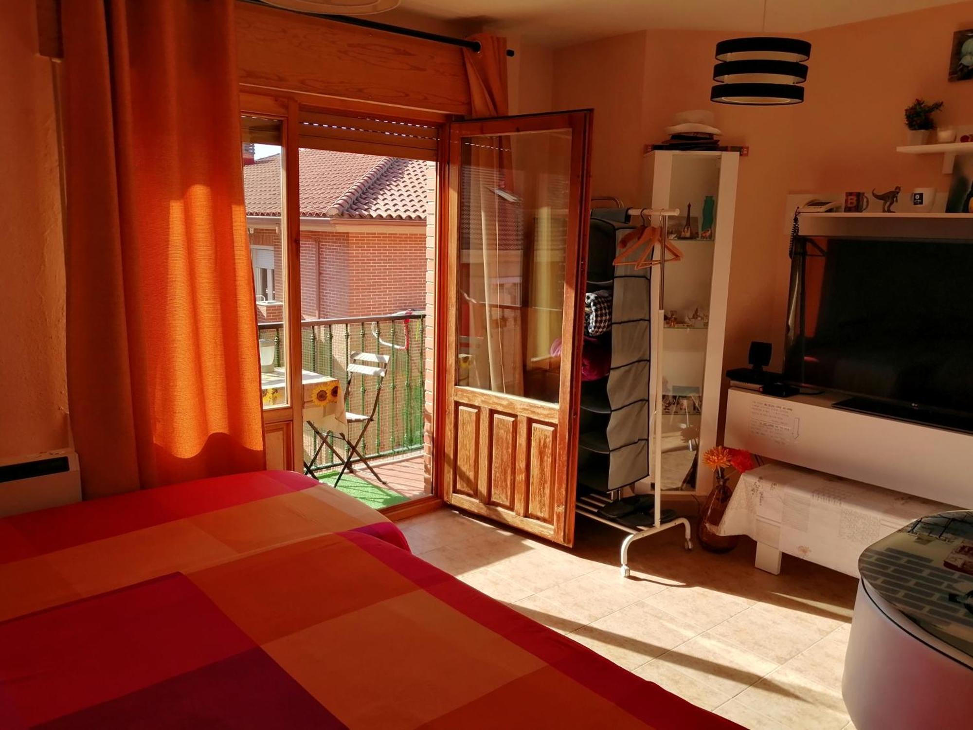 Habitacion Privada, Sientete Como En Tu Casa Manzanares El Real Eksteriør billede